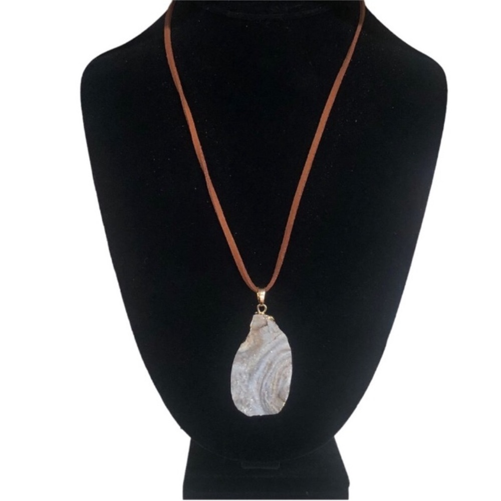 UNBRANDED One-Of-A-Kind NATURAL DRUZY QUARTZ Necklace